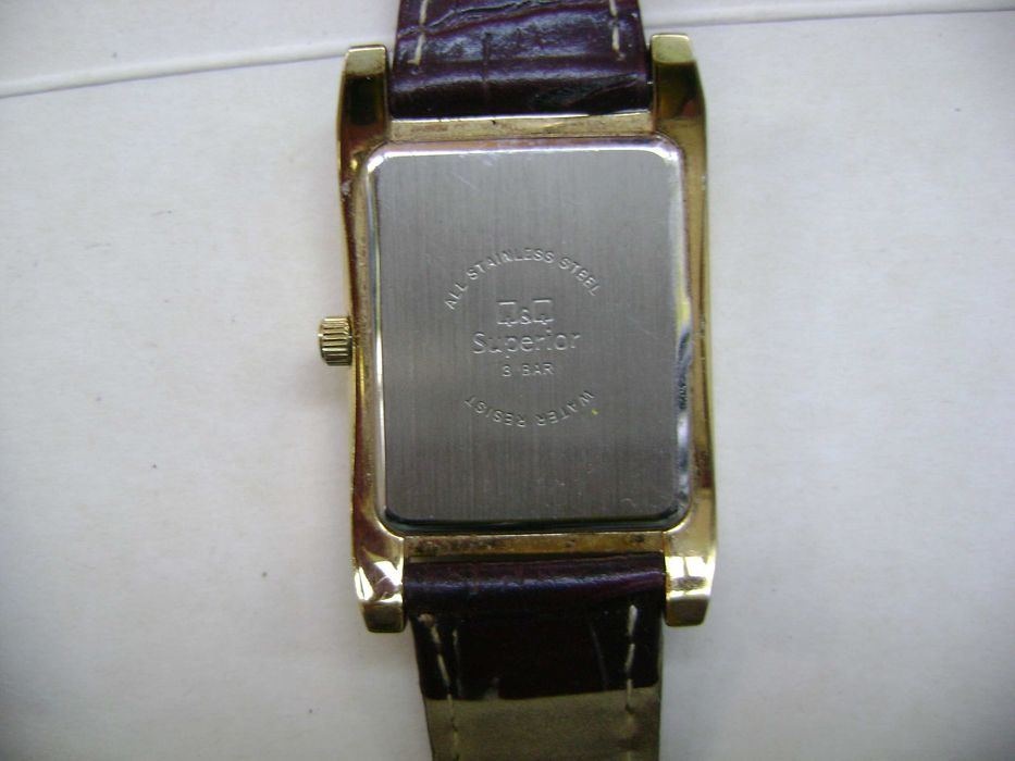 Продавам 5 броя кварцови часовника Nautica,Swatch,Foce,Timex,Q&Q