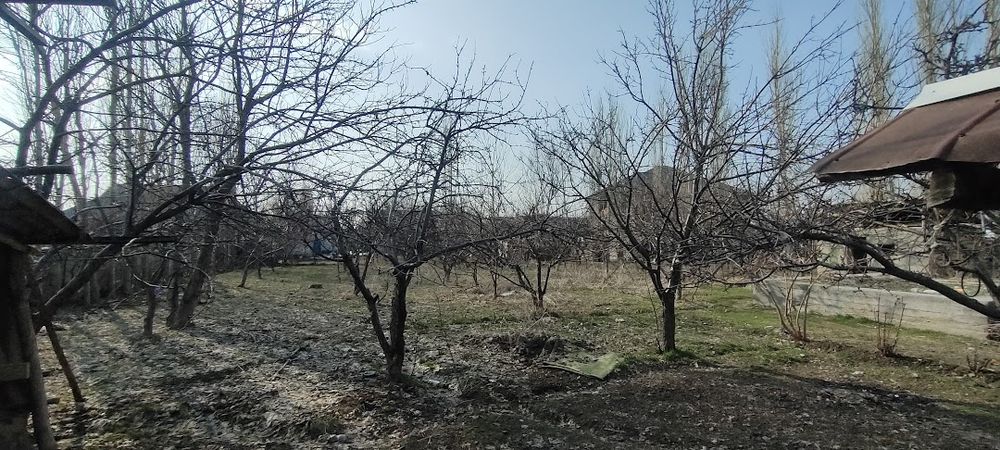 Уй сатылады 12 сотык жер