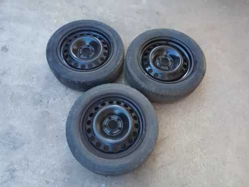 Vînd 4 jante tabla 16 ford focus