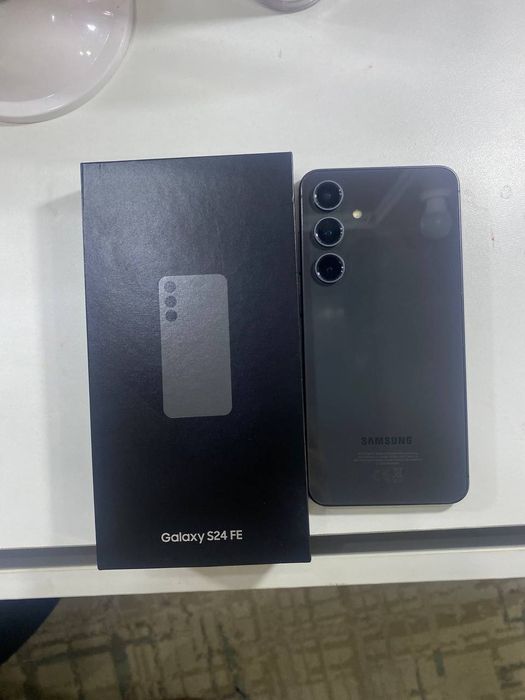 Samsung s24fe 256/8,без торга