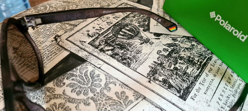 Продам солнцезащитные очки Polaroid