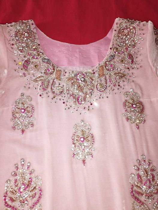 Milliy ko'ylak lozim