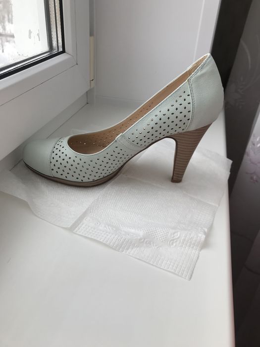 Туфельки кожаные