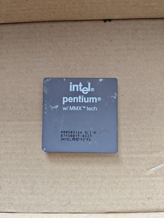 Intel Pentium 1 MMX 166 MHz