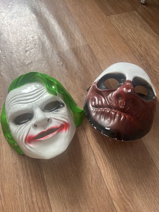 Продаются маски джокера