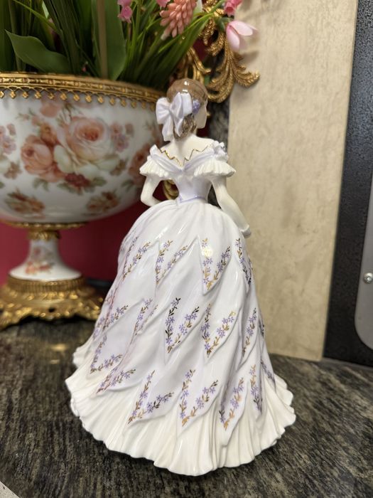 Порцеланова фигурка  Royal Worcester