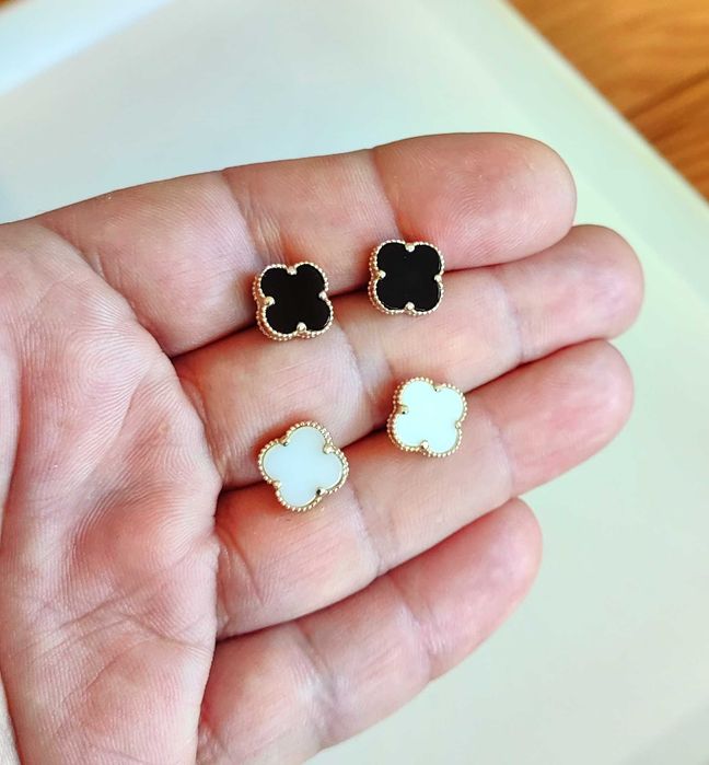 Златно колие със седефена детелина Van Cleef & Arpels VCA Alhambra