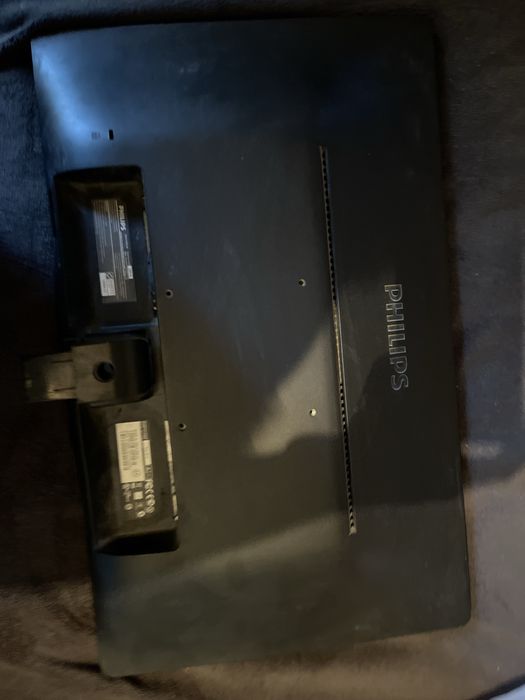 Манитор для компьютера