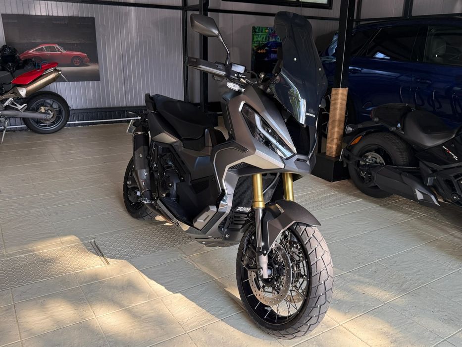 Honda X-Adv 750cc