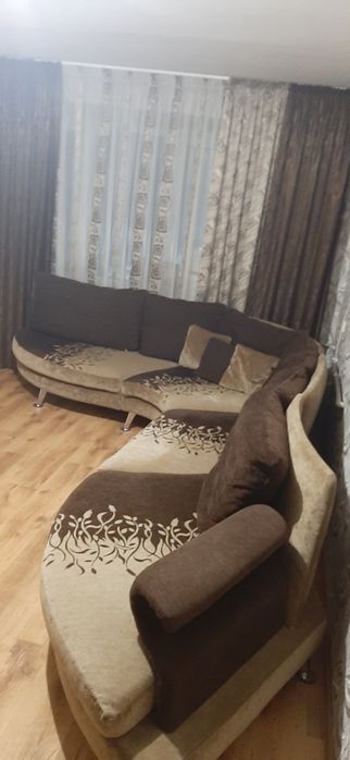 Большой мягкий уголок