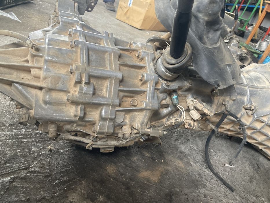 Nissan Navara 2.5 d 2003 година Скоростна Кутия с раздатка