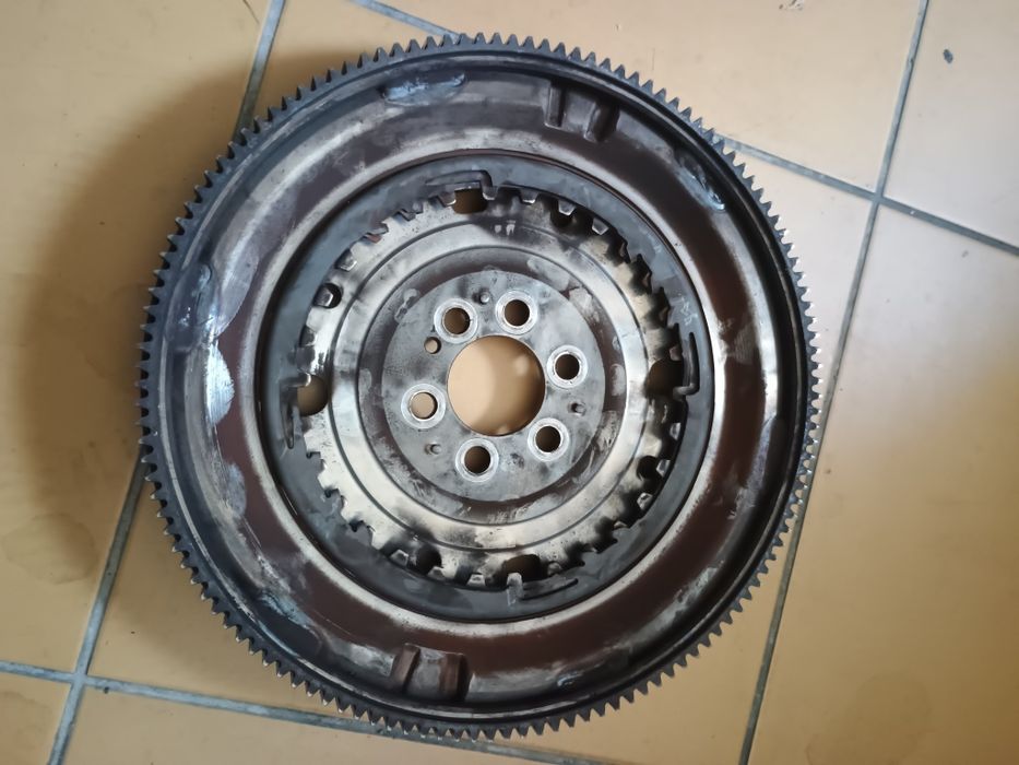 Volantă masă dublă dsg golf 6 1.6 TDI
