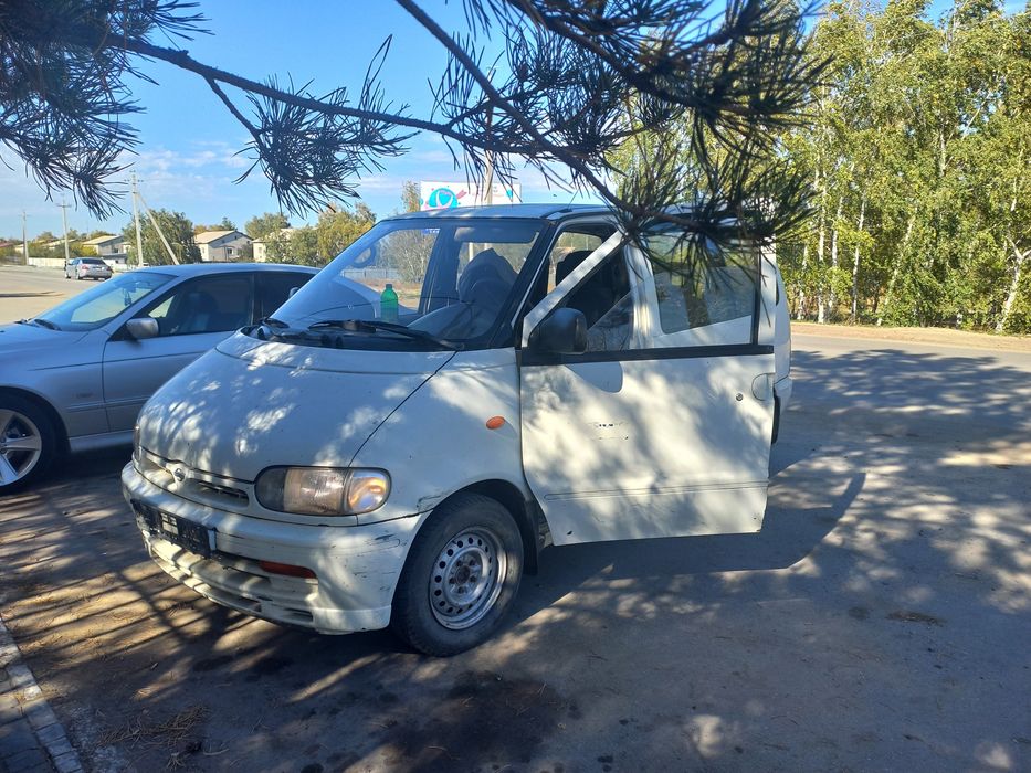 Ниссан Serena обмен