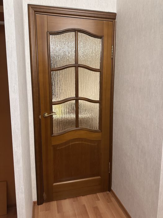 Продам 4 двери
