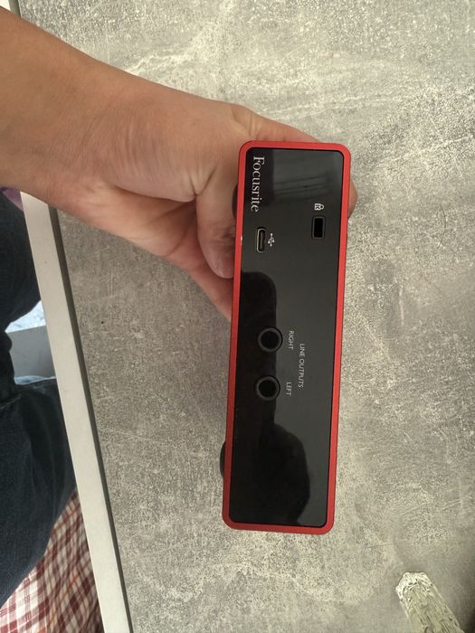 Продаю звуковую карту