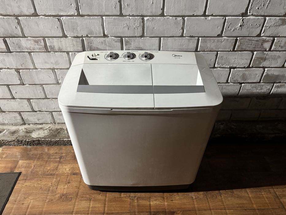 Продам стиральную машину полуавтомат