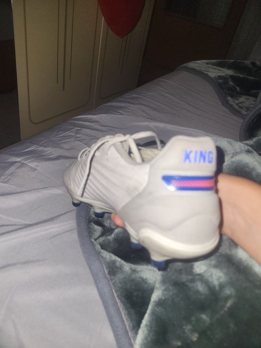 Vând urgent !!Ghete Puma king originale