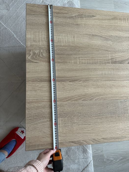 Маса с повдигащ механизъм