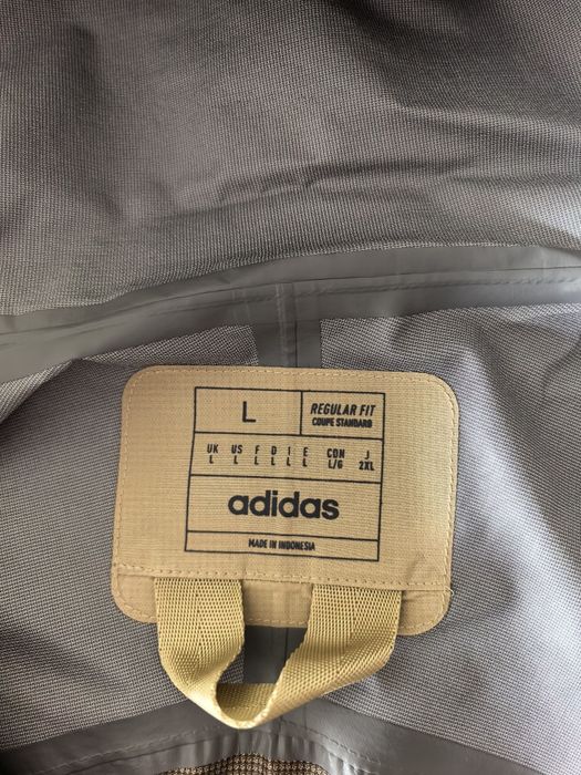 Водоустойчиво спортно яке Adidas Terrex