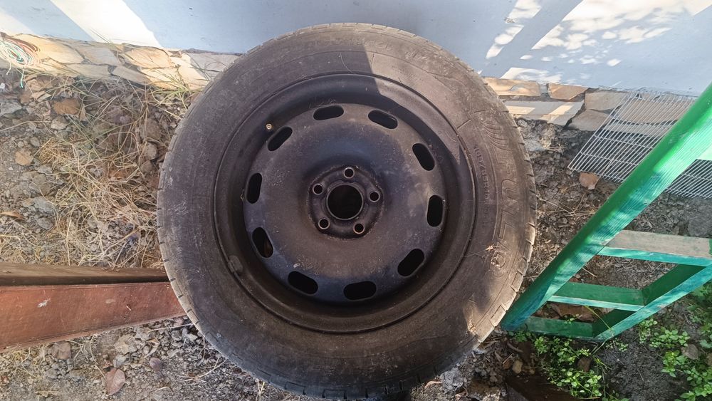 Железни джанти VW 15 и една патерица 14