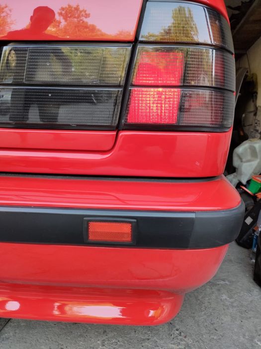 Задние стопы HELLA BLACK на BMW E34 БМВ Е34