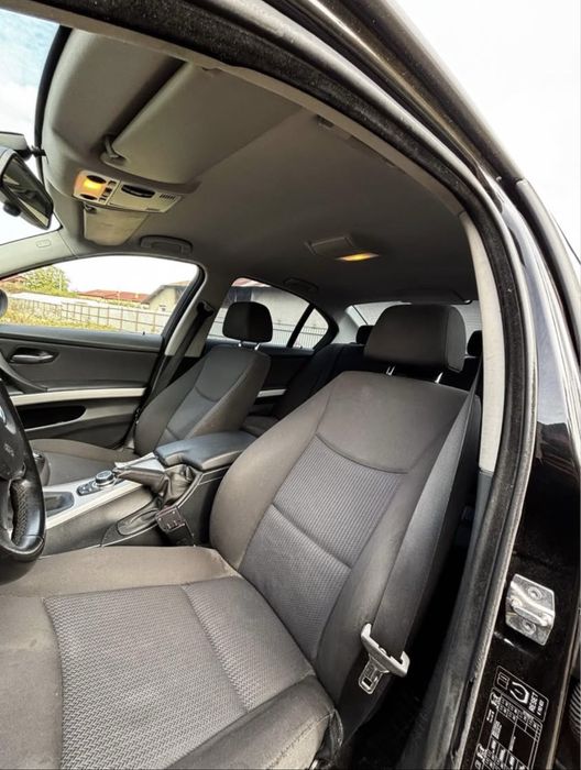 Schimb interior bmw e90