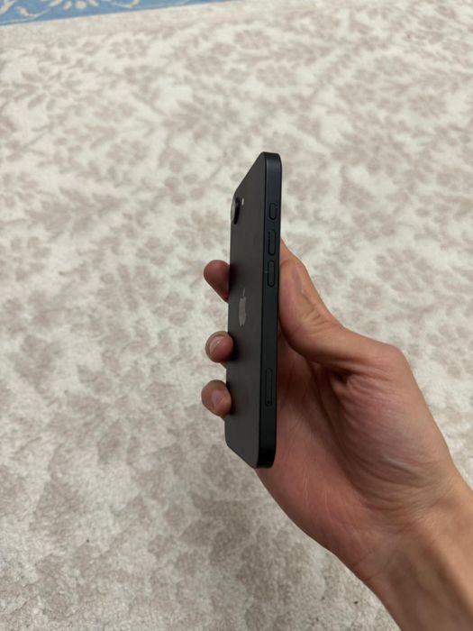 Iphone 16e 128GB идеал