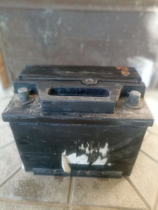 Аккумулятор замкнутый