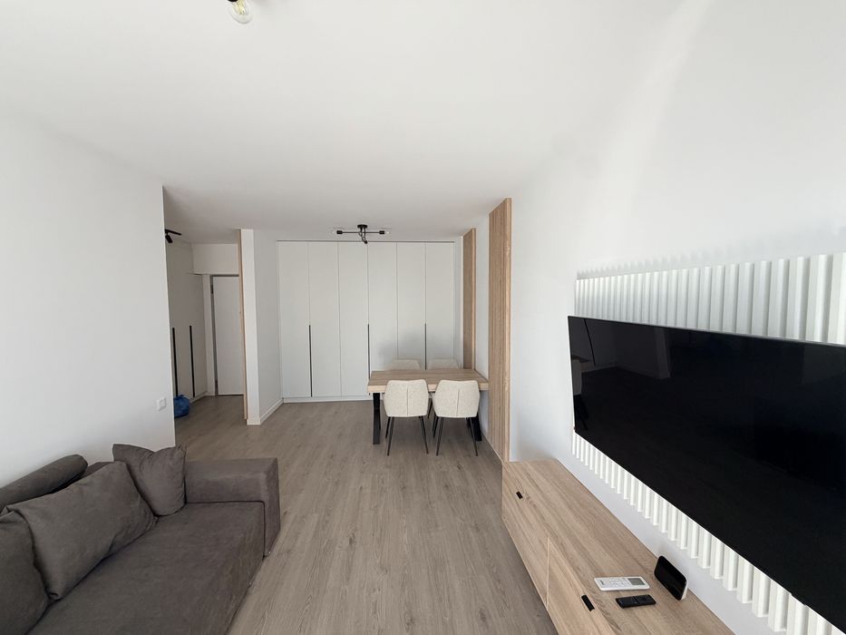Inchiriere Apartament 2 camere Complex Estoria City