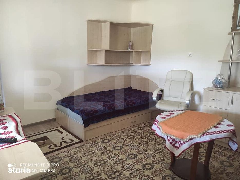 Casa cu 3 camere de vanzare, 80 mp, teren 2.323 mp, zona Iclandu Mare