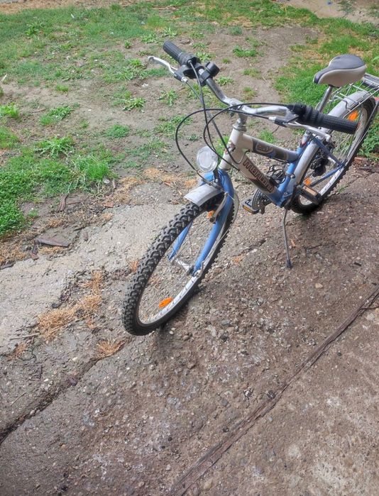 Bicicletă montana