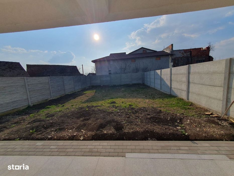 De vânzare – 1/2 Duplex în Becicherecu Mic- 738