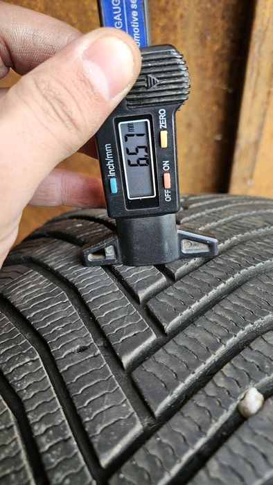 2бр гуми 215 55 17 дот 24 мишелин michelin