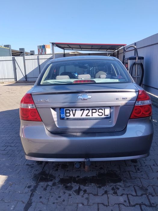 De vânzare sau schimb cu 7 locuri ... Chevrolet Aveo