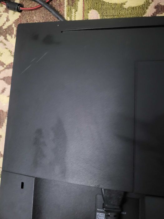 Monitor Dell HD cu mufa VGA si DVI