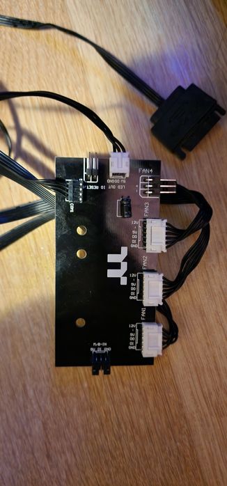 Kit coolerere RGB Thermaltake  2x TT-2030 + controller TT