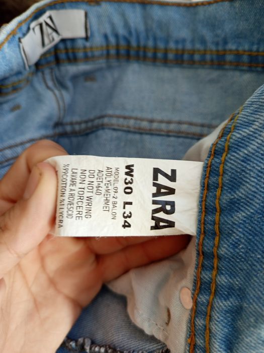 Продам джинсы Зара