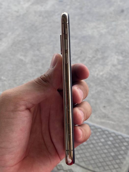 Iphone Xs (gold)