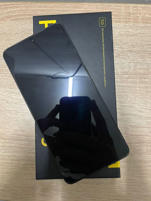 Продаю Поко х6 про