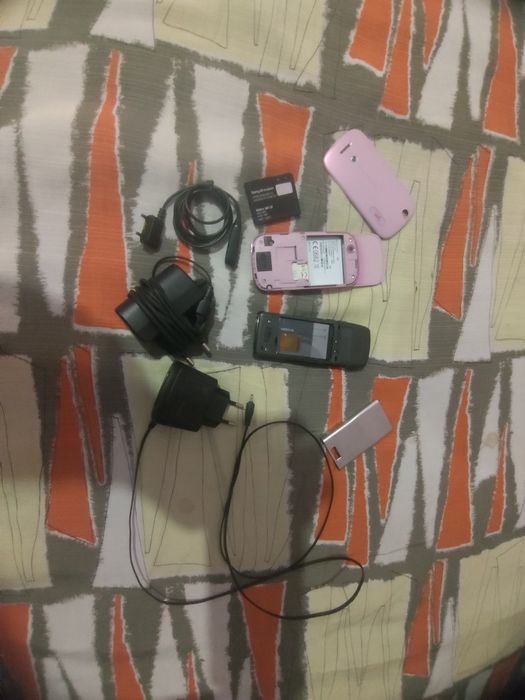 Nokia e51 și Sony Ericsson