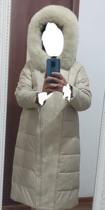 Женская куртка с капишоном