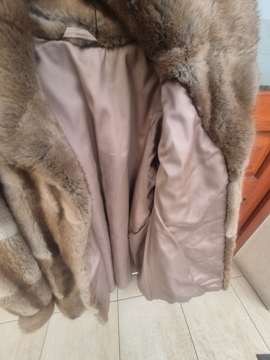 Vand haina de blana naturala