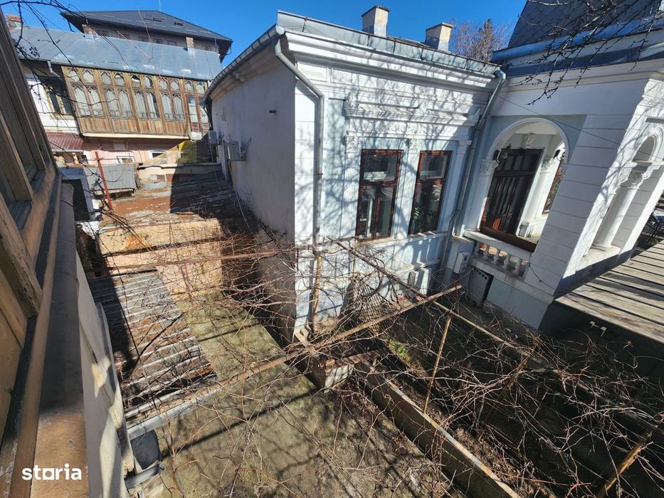 Casa Centru Iasi, 7 Camere, 143 Mp Utili, 22 Mp Beci, Magazie Si Garaj