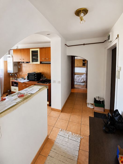 Caut colega de apartament - zona Institut