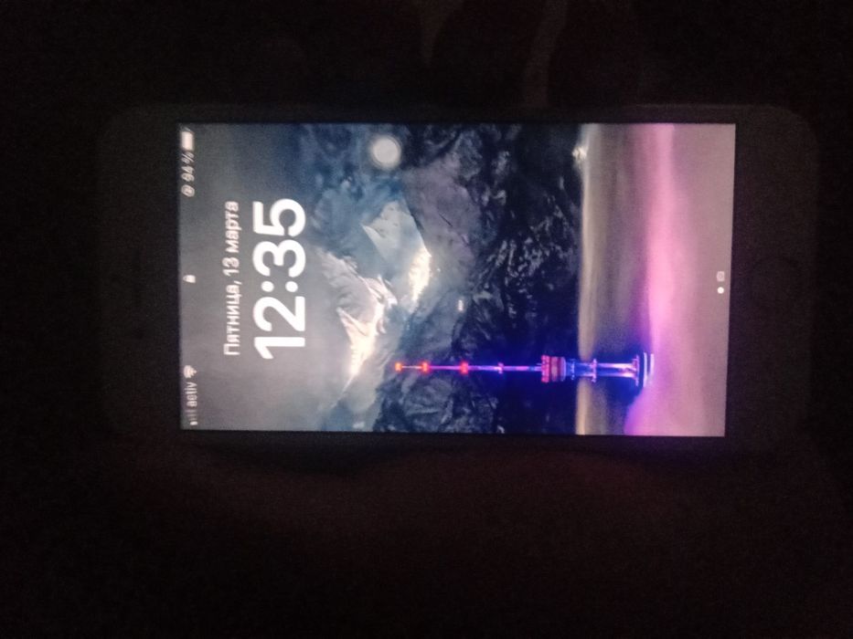 Айфон 8 64 гб 35000