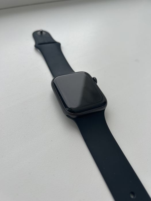 Apple Watch SE 44мм