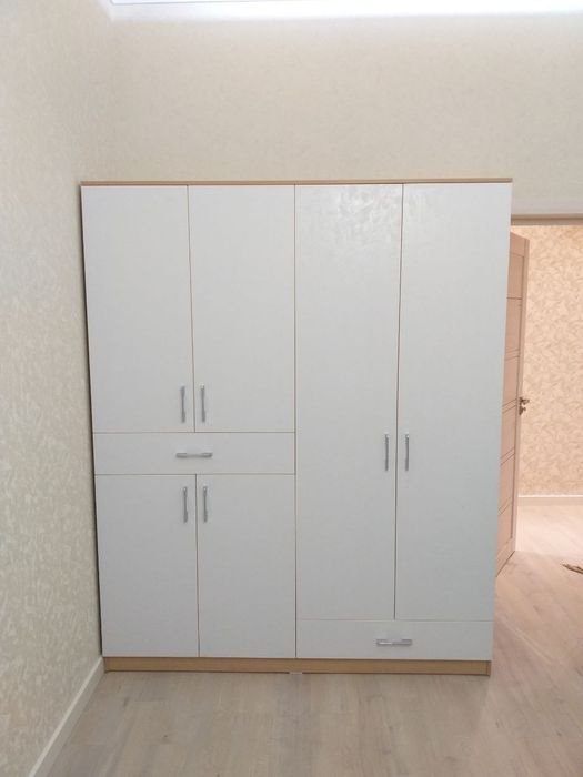 Писменный стол и компьютерный стол