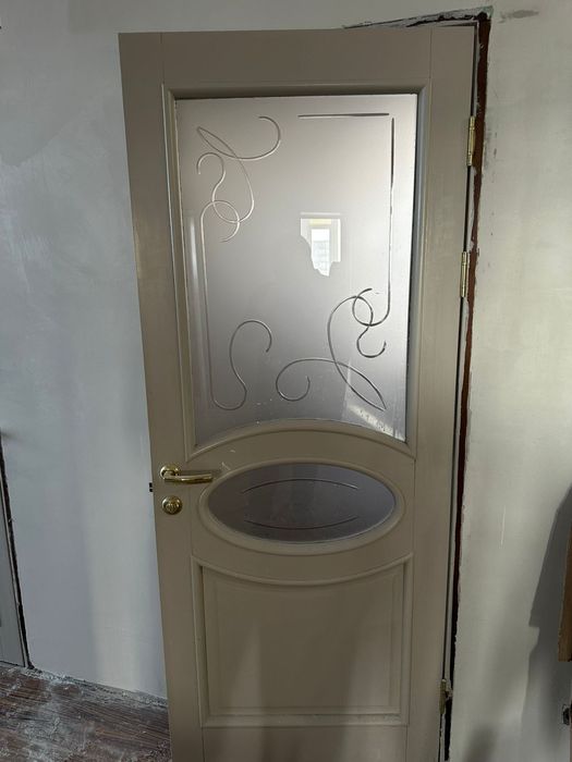 Продам межкомнатные двери