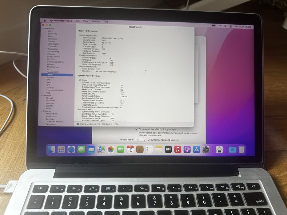 Apple Macbook pro 13 inch early 2015. 500GB!