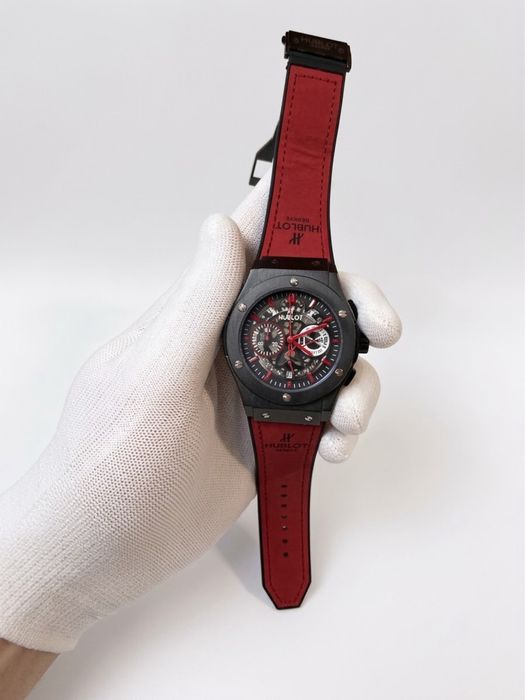 Часовник Hublot Big Bang RED